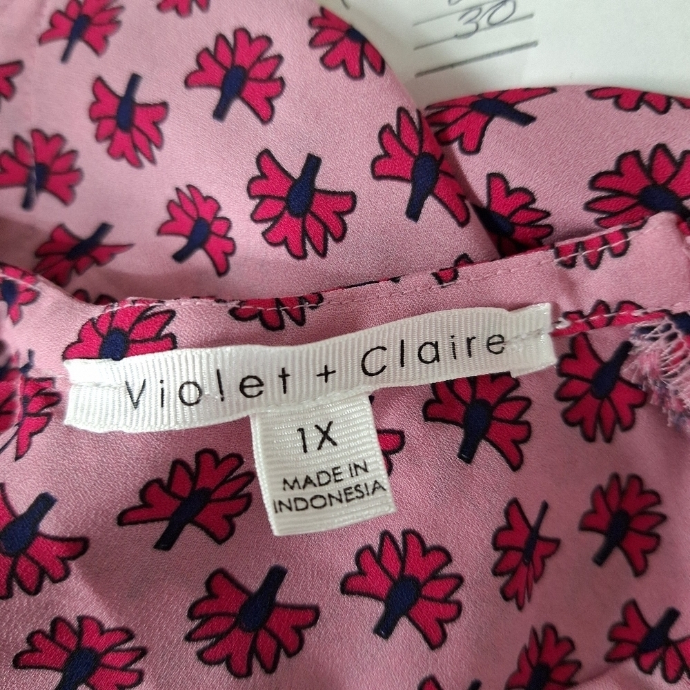 Violet Claire Sleeveless Cottagecore Pink Floral V-Neck Tunic Blouse Size 1X - Picture 9 of 9